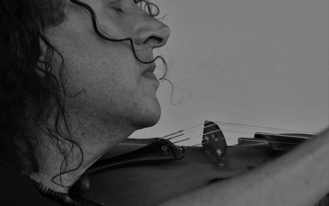 ANDREA BERTINO, violino